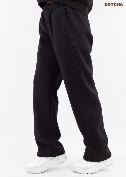 oversized black sweatpants